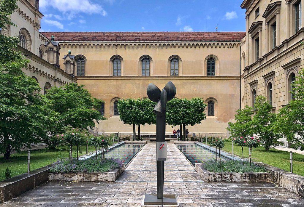 Kabinettsgarten_Residenz_Muenchen_Stadtrallye